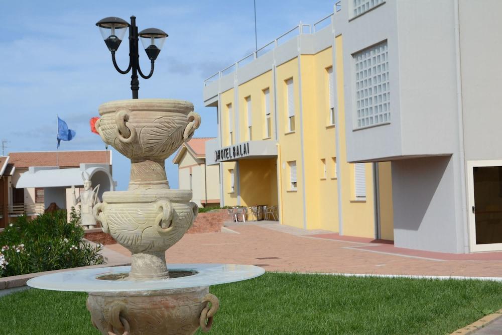 Hotel Balai Porto Torres Exterior foto